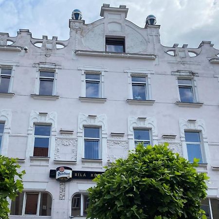 Hotel Bila Ruze Strakonice Zewnętrze zdjęcie