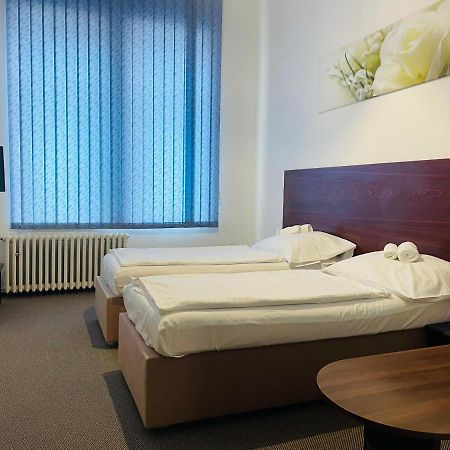 Hotel Bila Ruze Strakonice Zewnętrze zdjęcie
