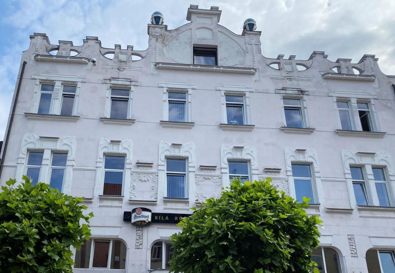 Hotel Bila Ruze Strakonice Zewnętrze zdjęcie
